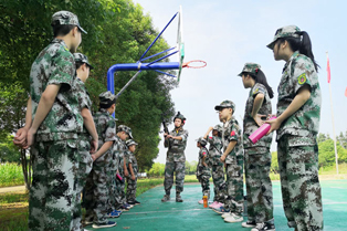 上海青少儿军事夏令营哪个好？这三个值得推荐