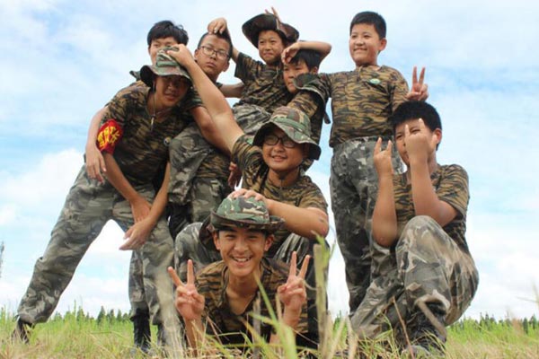 上海暑假小学生军事夏令营，成就明日将帅英才